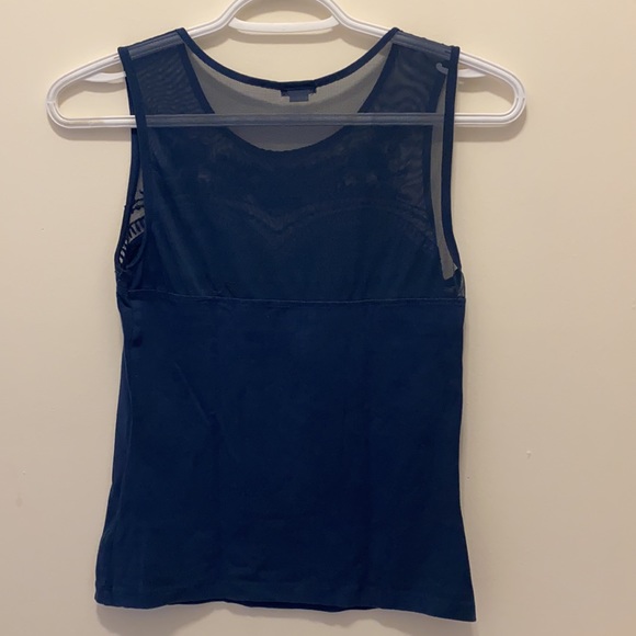 Mesh-top navy tank top - Picture 4 of 4